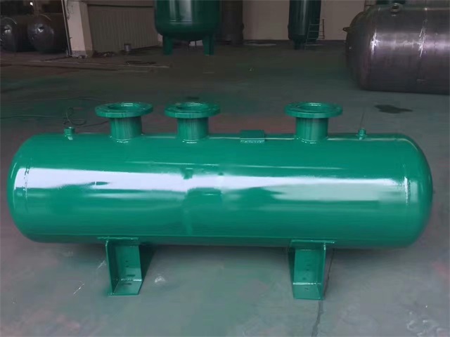 洪雅洪雅洪雅蒸汽分气缸1.jpeg